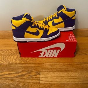 Nike Dunk High GS Size 7Y “Lakers” Sneaker (Women’s 8.5)
